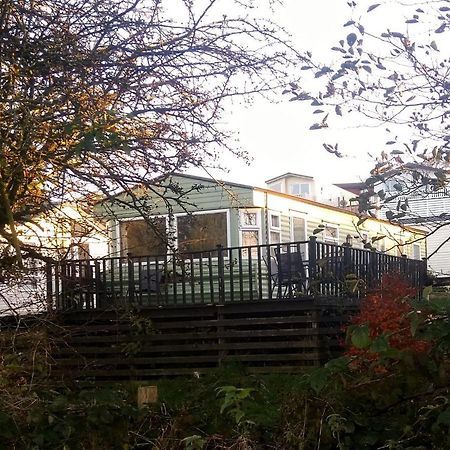 Delightful 3 Bedroom Holiday Home With Balcony Overlooking Fields And A Stream Gisburn Eksteriør billede