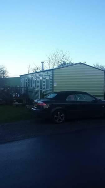 Delightful 3 Bedroom Holiday Home With Balcony Overlooking Fields And A Stream Gisburn Eksteriør billede